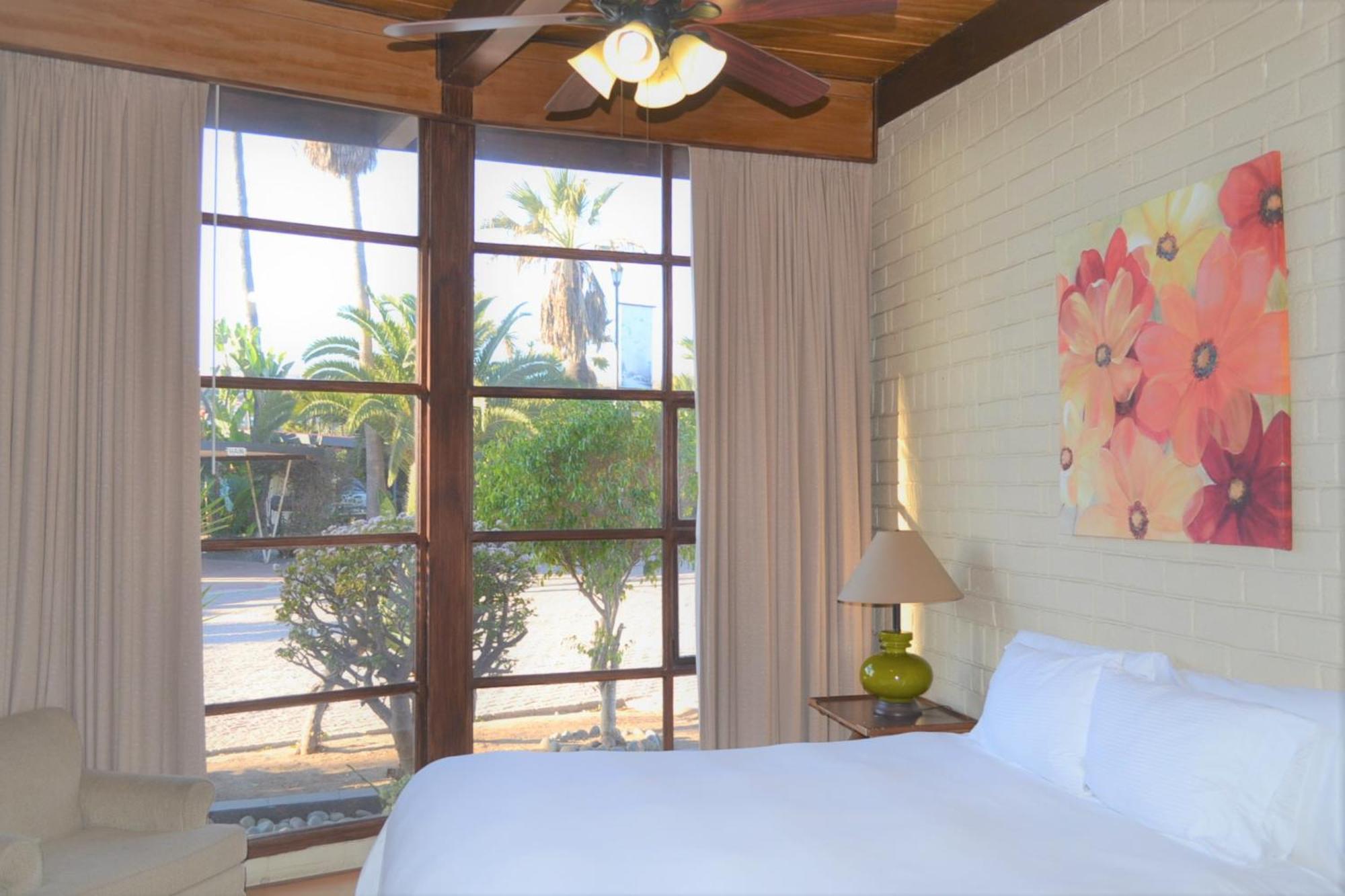 Hotel Quintas Papagayo إنسينادا الغرفة الصورة