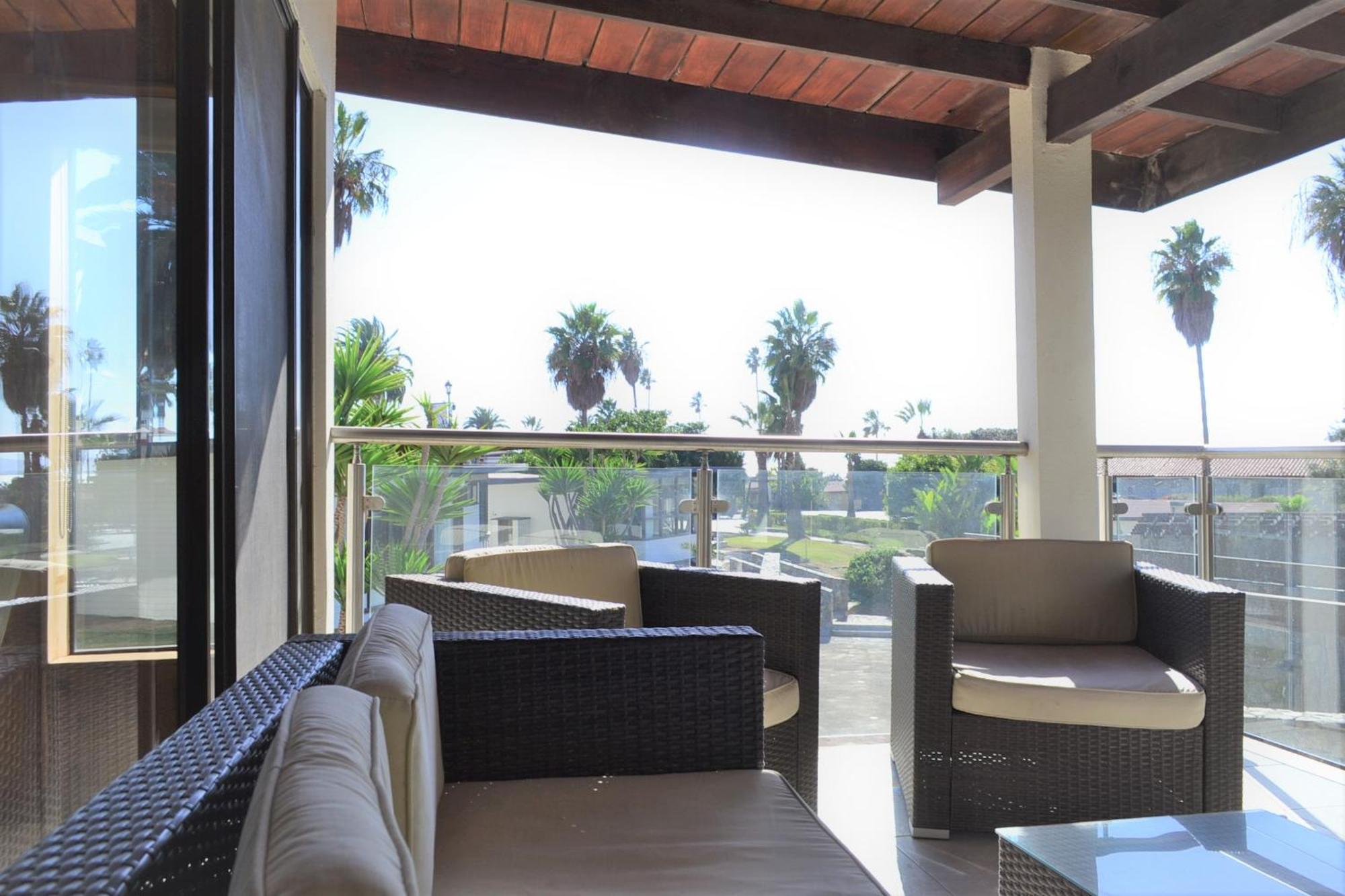 Hotel Quintas Papagayo إنسينادا الغرفة الصورة